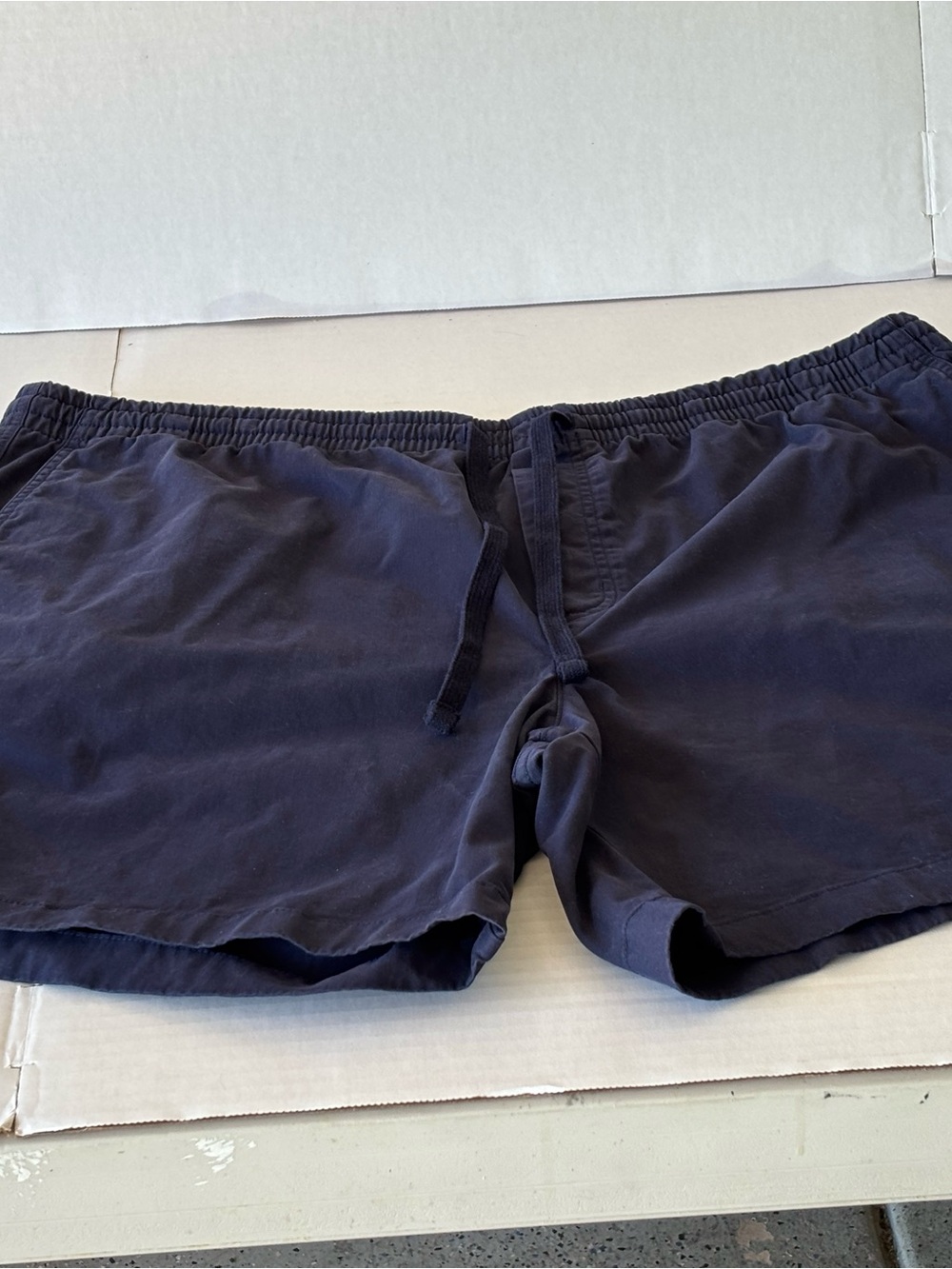 Vineyard Vines Navy Elastic-Waist Cargo Shorts